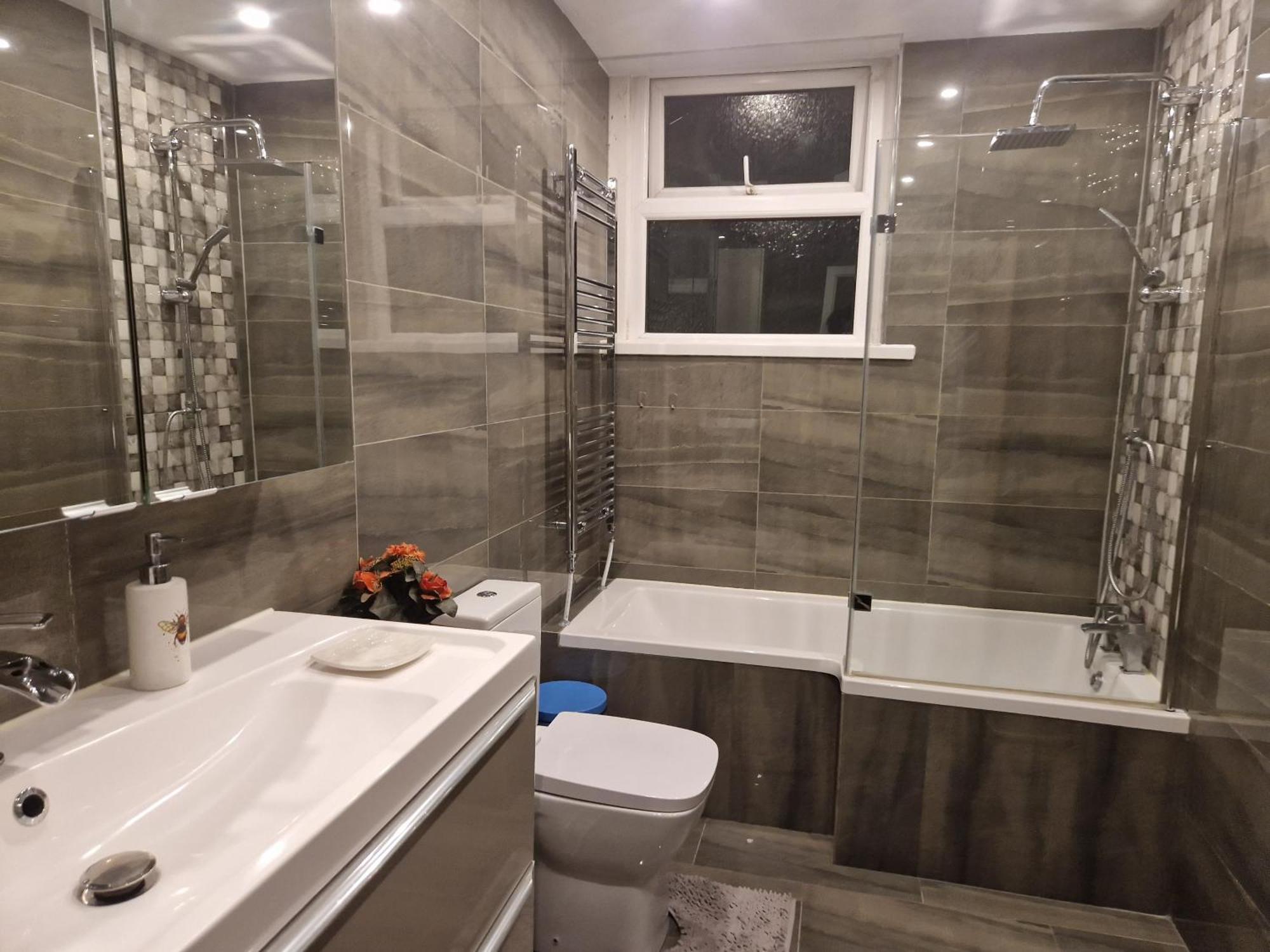 Kayumba Properties Ltd Leeds  Bagian luar foto